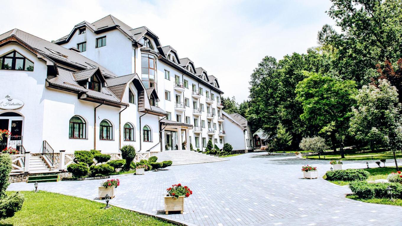 Hotel Solotvyno Resort Exterior photo